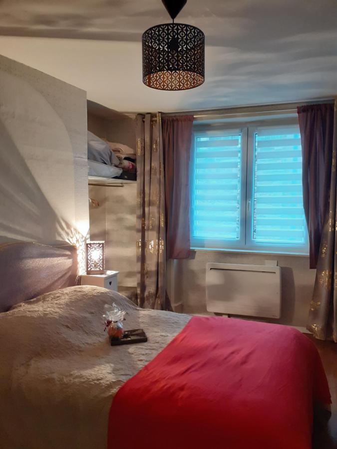 Hotel 7042Douce Nuit Saint-Germain-Laval  Exterior foto